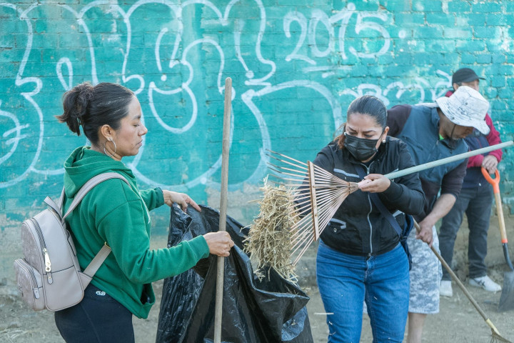Vecinas y vecinos rescatan espacios públicos a través del Tequio