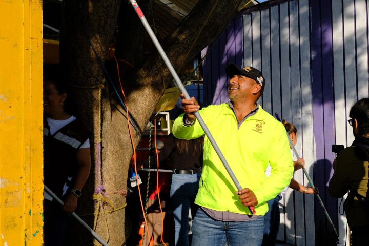 Tequio en la Central de Abasto mejora la imagen y funcionalidad de este espacio comercial