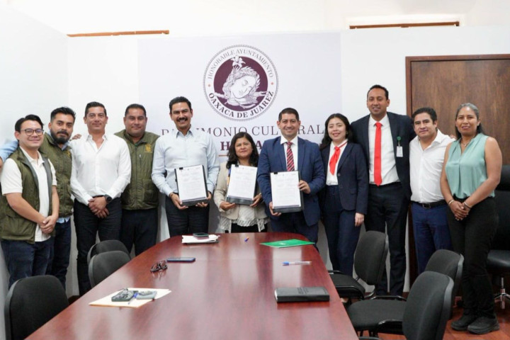 El Municipio de Oaxaca de Juárez firma convenio con la CFE para fortalecer el alumbrado público