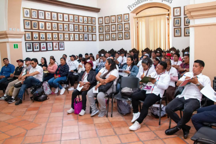 Gobierno Municipal de Oaxaca de Juárez refuerza la capacitación de los defensores vecinales