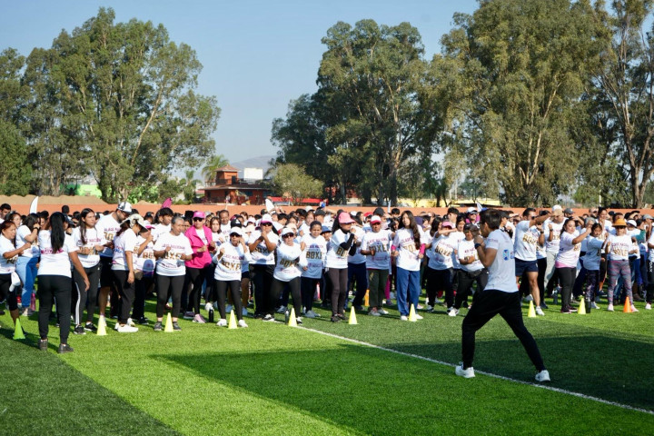 Participa Ray Chagoya en la Clase Nacional de Boxeo “Boxeando por la Paz” en el Parque Primavera
