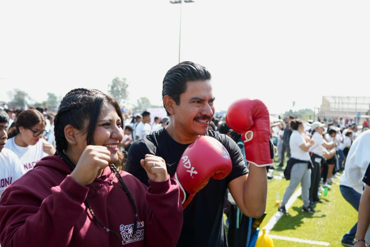 Participa Ray Chagoya en la Clase Nacional de Boxeo “Boxeando por la Paz” en el Parque Primavera