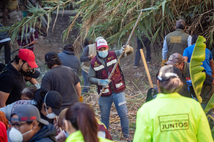 Vecinas y vecinos se unen en Tequio para mejorar su colonia