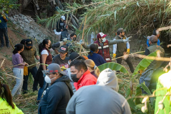 Vecinas y vecinos se unen en Tequio para mejorar su colonia