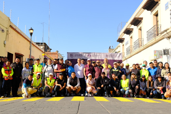 Tequio vecinal revitaliza el Centro Histórico con la fuerza ciudadana