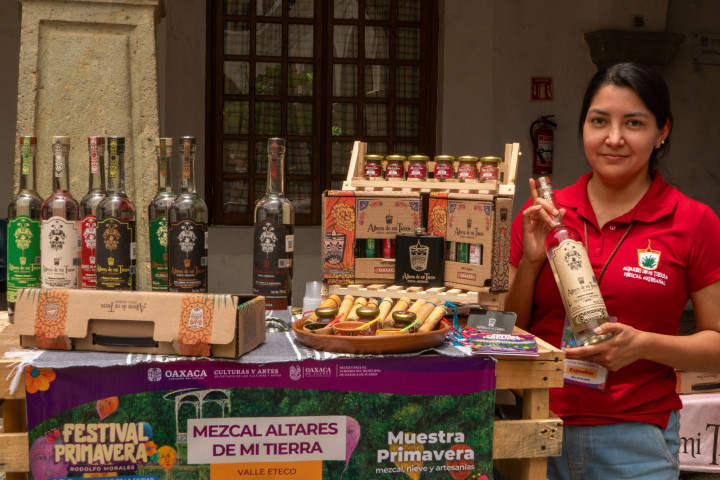 Abre sus puertas la Muestra Primavera: Mezcal, Nieves y Artesanías en Palacio Municipal