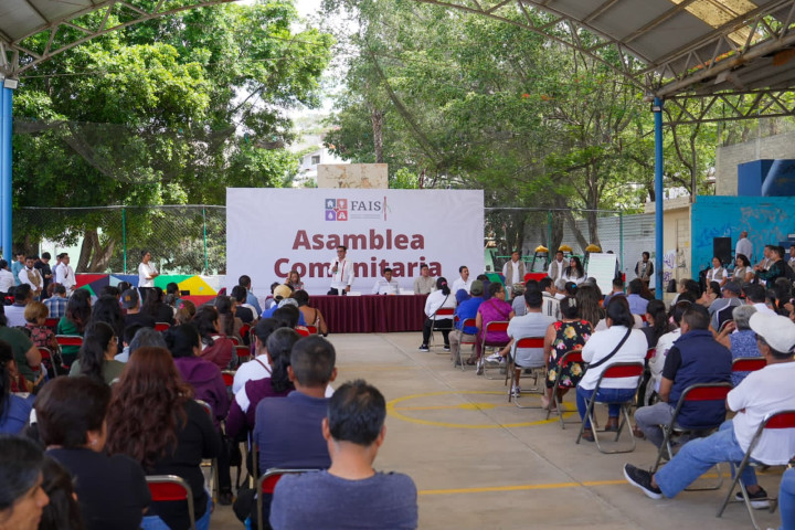 Encabezan Ray Chagoya y Salomón Jara Cruz recorrido por agencias municipales para anunciar inversión histórica