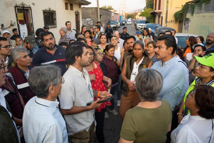 Ray Chagoya visita el barrio de La Noria, olvidado por más de 40 años por administraciones anteriores