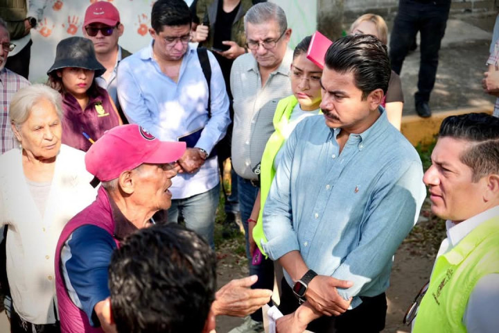 Ray Chagoya recorre la colonia Francisco I. Madero para escuchar y resolver junto a sus habitantes