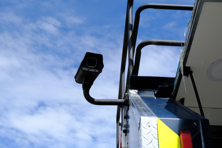 Refuerza Ray Chagoya estrategia de seguridad con módulos móviles y tecnología de punta