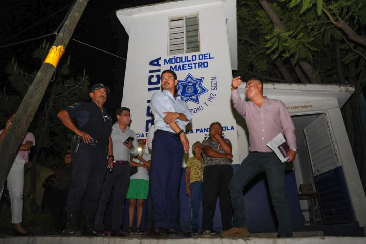 Ray Chagoya atiende compromisos en Santa Rosa Panzacola