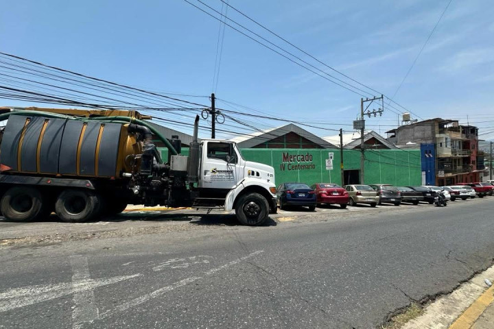 Refuerzan seguridad hídrica con programa “Destape al Drenaje” en Oaxaca de Juárez