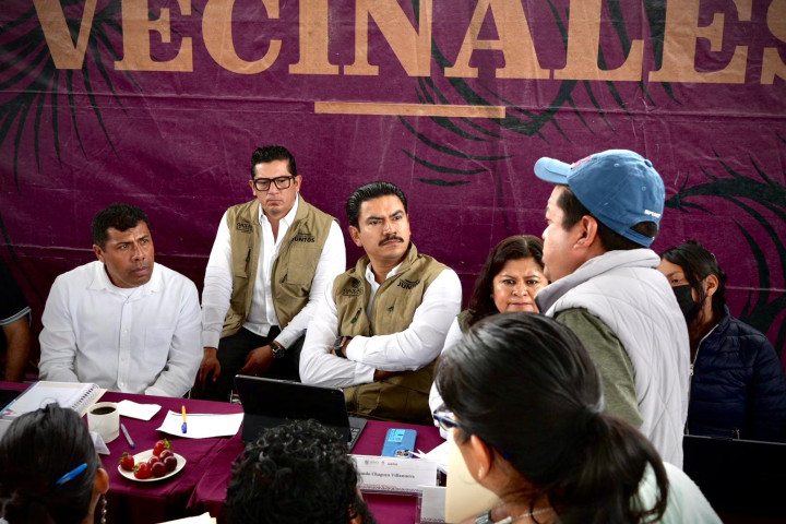 Llevan Diálogos Vecinales atención directa a San Luis Beltrán