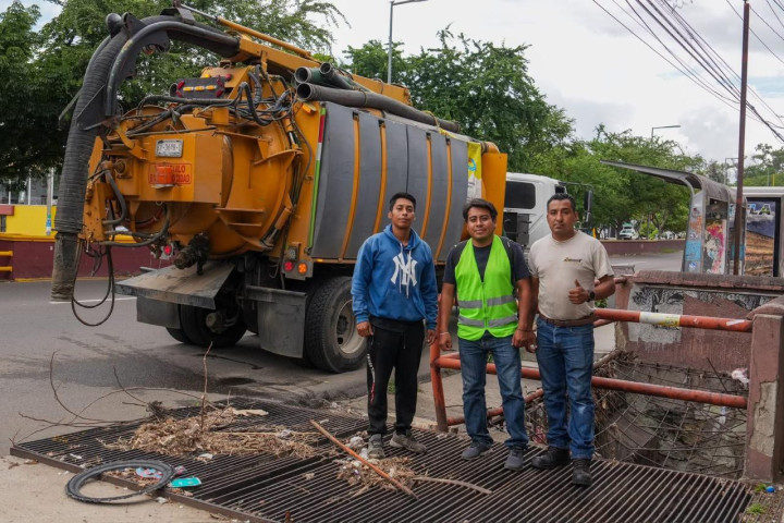 Con Destape al drenaje se fortalece infraestructura pluvial en Oaxaca de