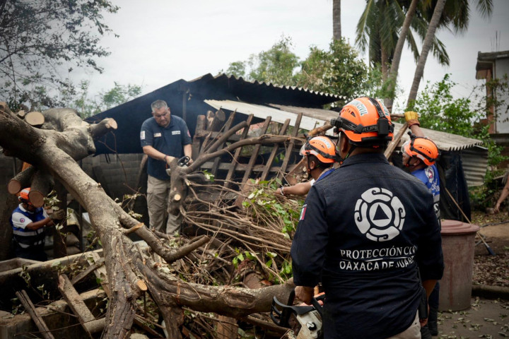 Oaxaca de Juárez se suma a la ayuda para damnificados por el huracán Erick