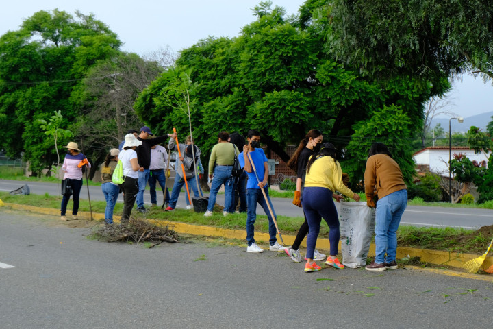 Con Tequio vecinal luce nuevo rostro la agencia de Santa Rosa