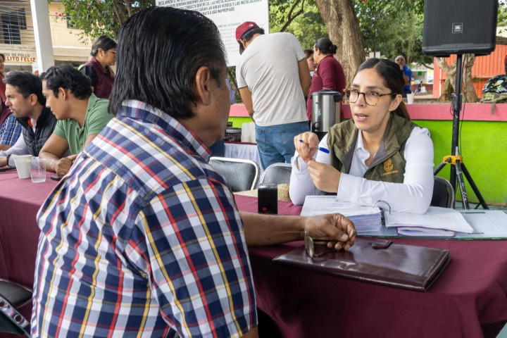 Gobierno de Ray Chagoya acerca servicios a San Martín Mexicapam mediante Diálogos Vecinales