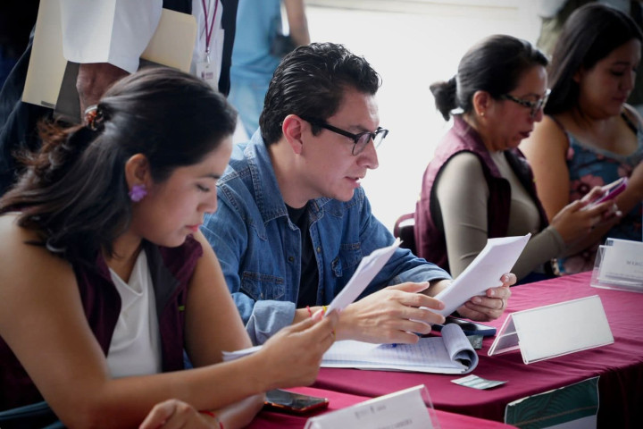 Gobierno de Ray Chagoya acerca servicios a San Martín Mexicapam mediante Diálogos Vecinales