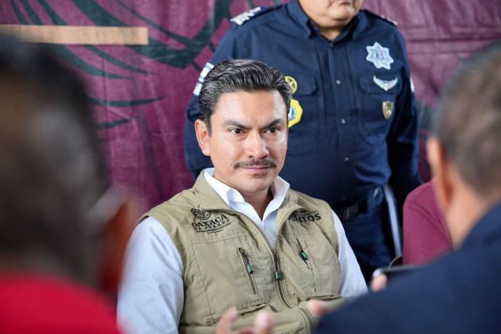 El Gobierno de Oaxaca de Juárez fortalece la cercanía con vecinas y vecinos en el Diálogo Vecinal número 19 en San Martín Mexicapam