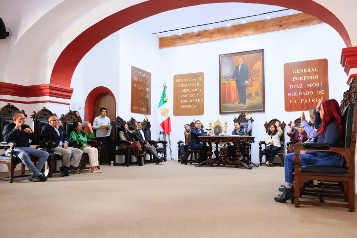 Ray Chagoya reconoce el esfuerzo del personal municipal durante la temporada de Día de Muertos