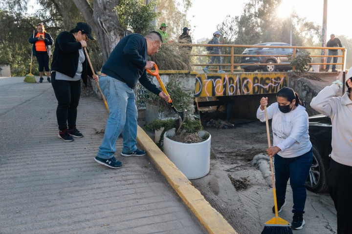 Vecinas y vecinos de San Martín Mexicápam se suman al Tequio Vecinal para fortalecer su entorno