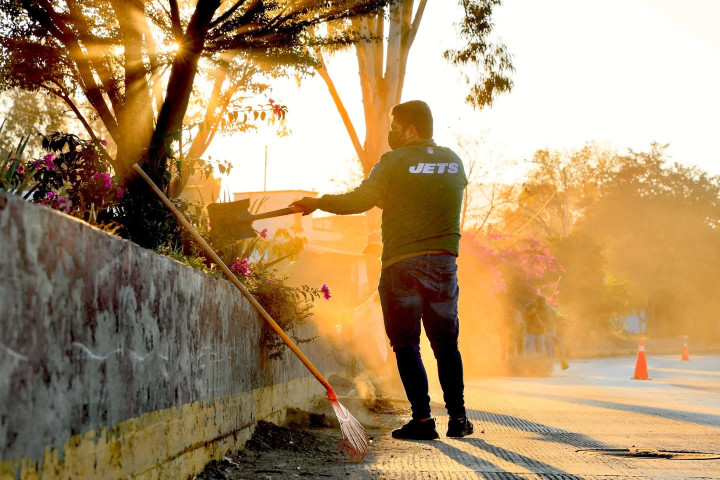 Tequio fortalece la limpieza y el trabajo vecinal en la colonia Arboleda